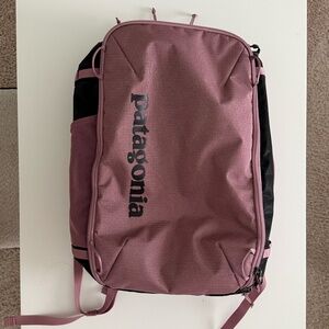 Black Hole Mini MLC 30L - Evening Mauve (Dusty Pink) Color